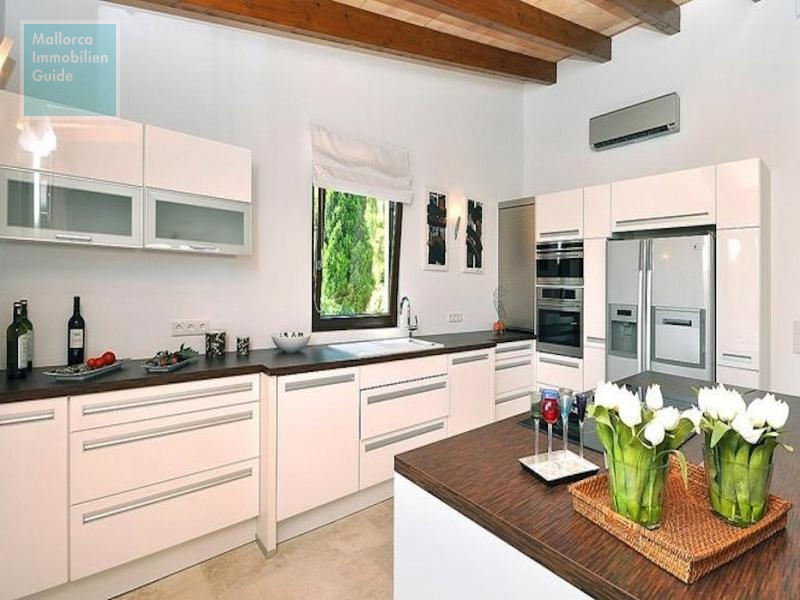 Villa in Santa Ponsa, neuwertig mit Pool und Meerblick - 8