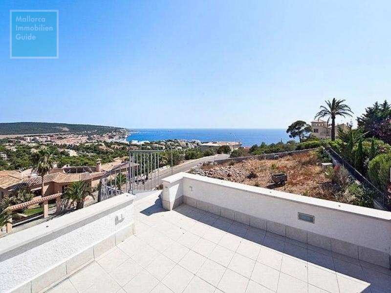 Villa de nueva contrucción con vista al mar y piscina en Santa Ponsa - 3